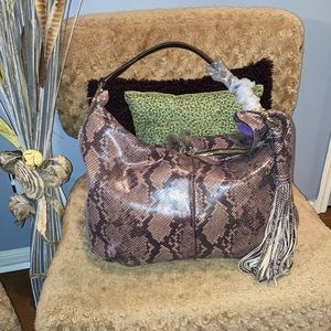 GILI Leather Handbag